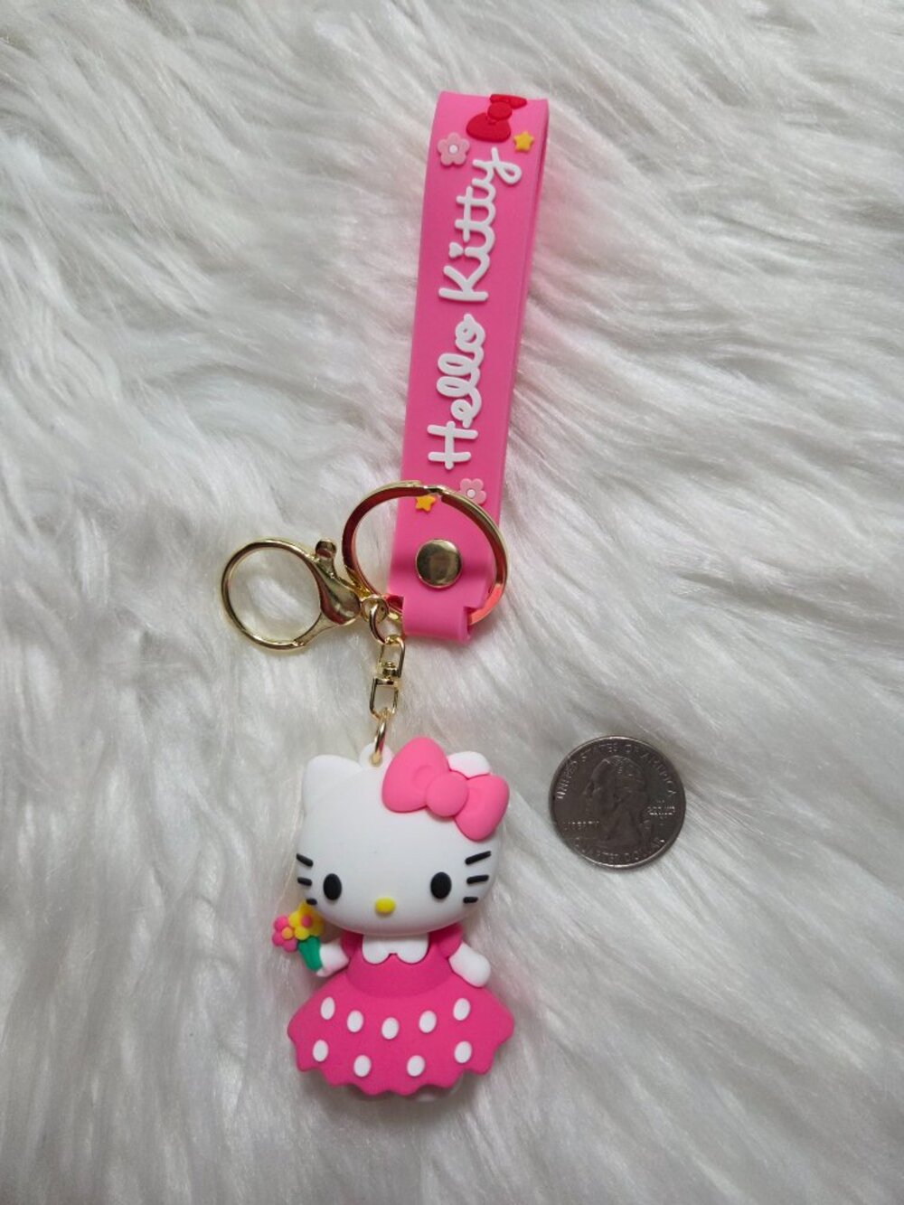 Hello Kitty Keychain - Picture 3 of 6